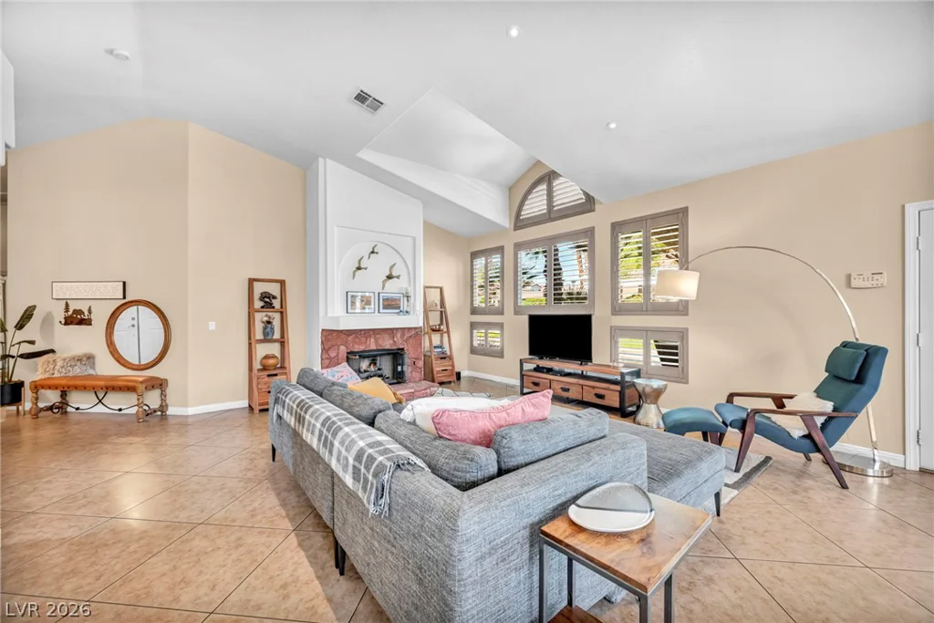 5569 Wild Olive, Las Vegas, NV 89118