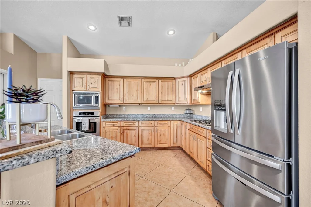 5569 Wild Olive, Las Vegas, NV 89118