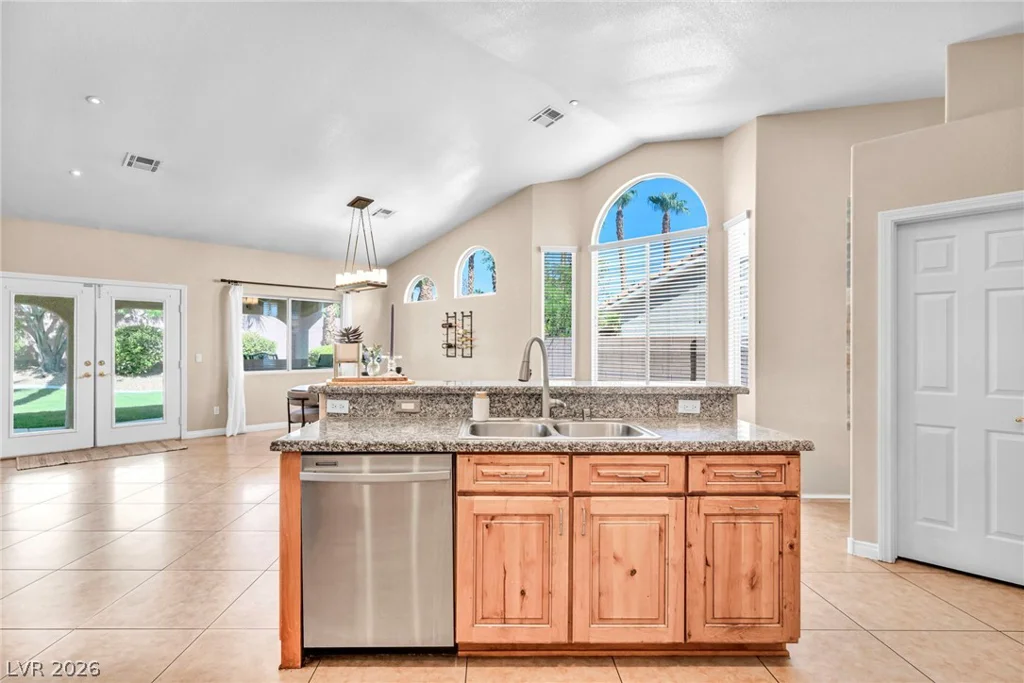 5569 Wild Olive, Las Vegas, NV 89118