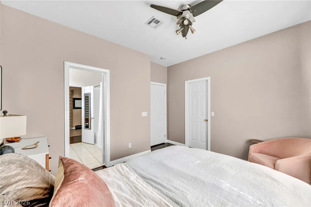 5569 Wild Olive, Las Vegas, NV 89118