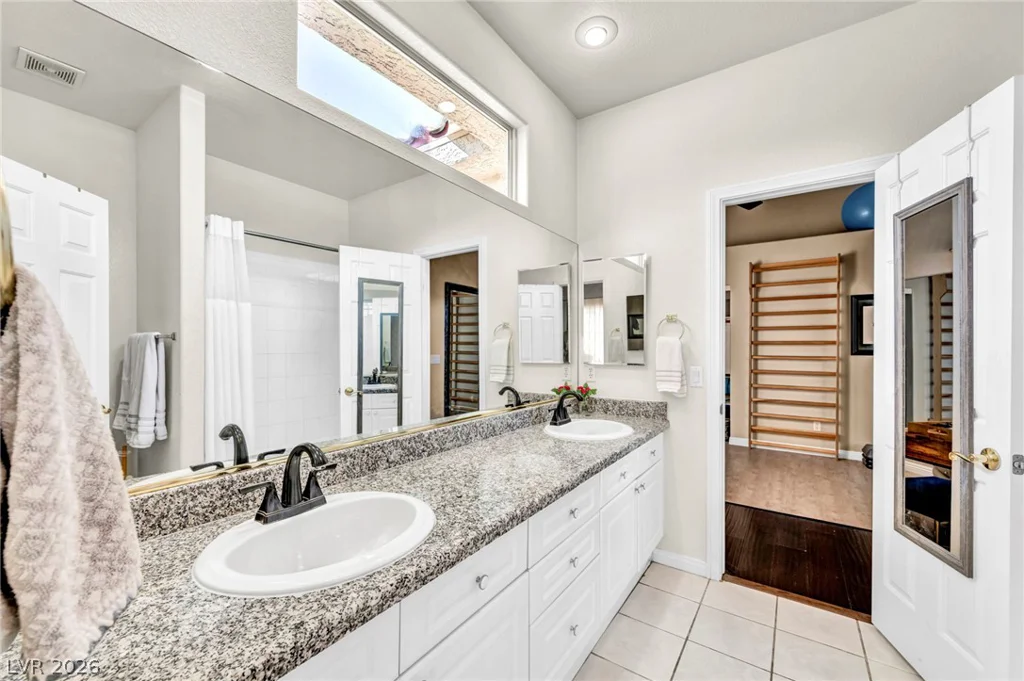5569 Wild Olive, Las Vegas, NV 89118