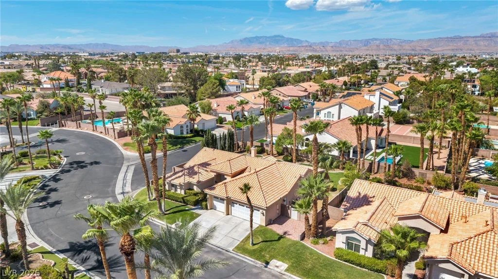 5569 Wild Olive, Las Vegas, NV 89118