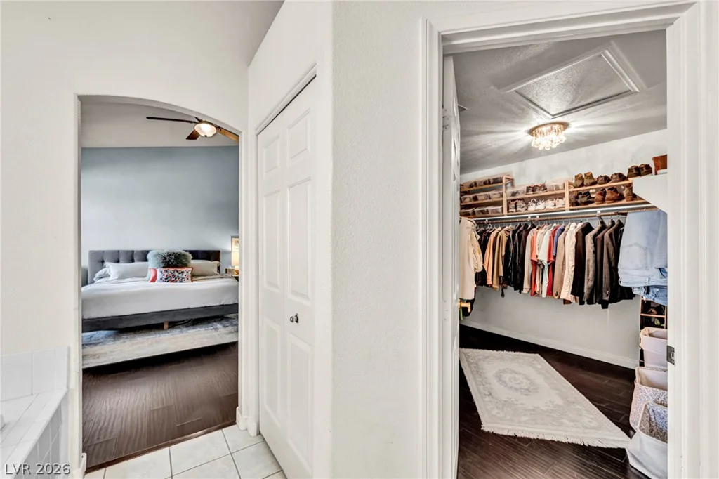 5569 Wild Olive, Las Vegas, NV 89118