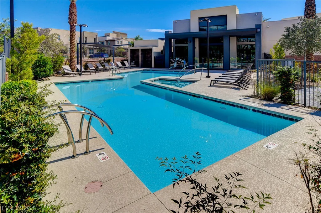 1253 Cloud Tower, Las Vegas, NV 89135