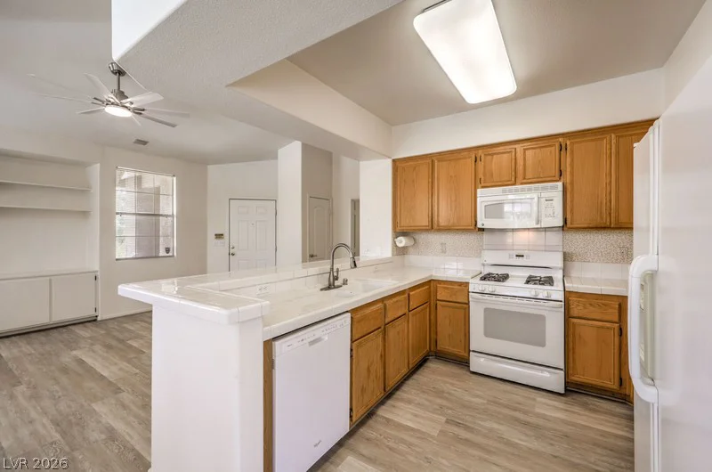 9901 Trailwood, Las Vegas, NV 89134