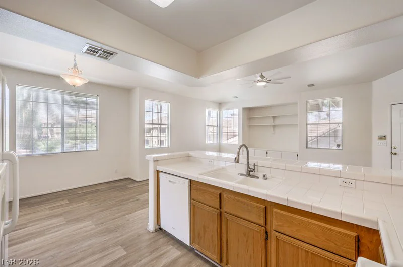 9901 Trailwood, Las Vegas, NV 89134