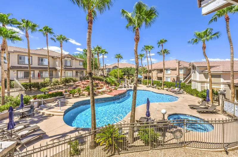 9901 Trailwood, Las Vegas, NV 89134