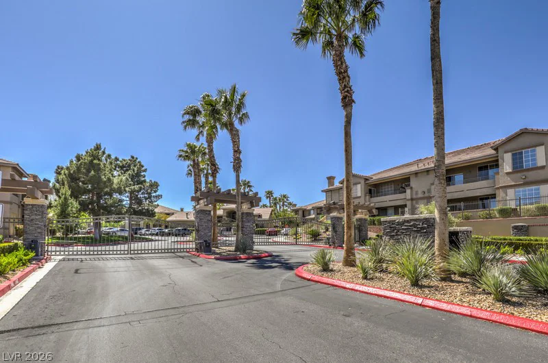 9901 Trailwood, Las Vegas, NV 89134