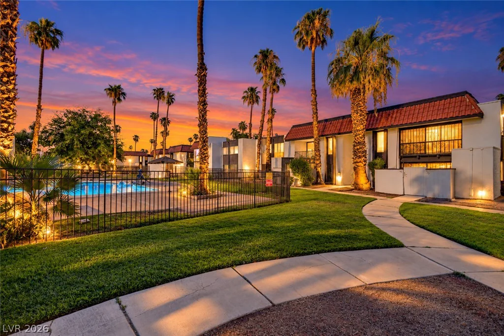 1405 Vegas Valley, Las Vegas, NV 89169
