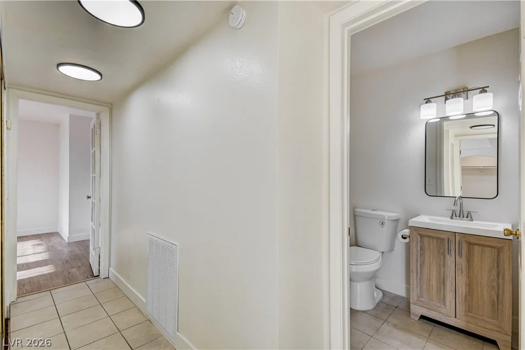 1405 Vegas Valley, Las Vegas, NV 89169