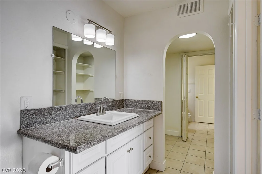 1405 Vegas Valley, Las Vegas, NV 89169