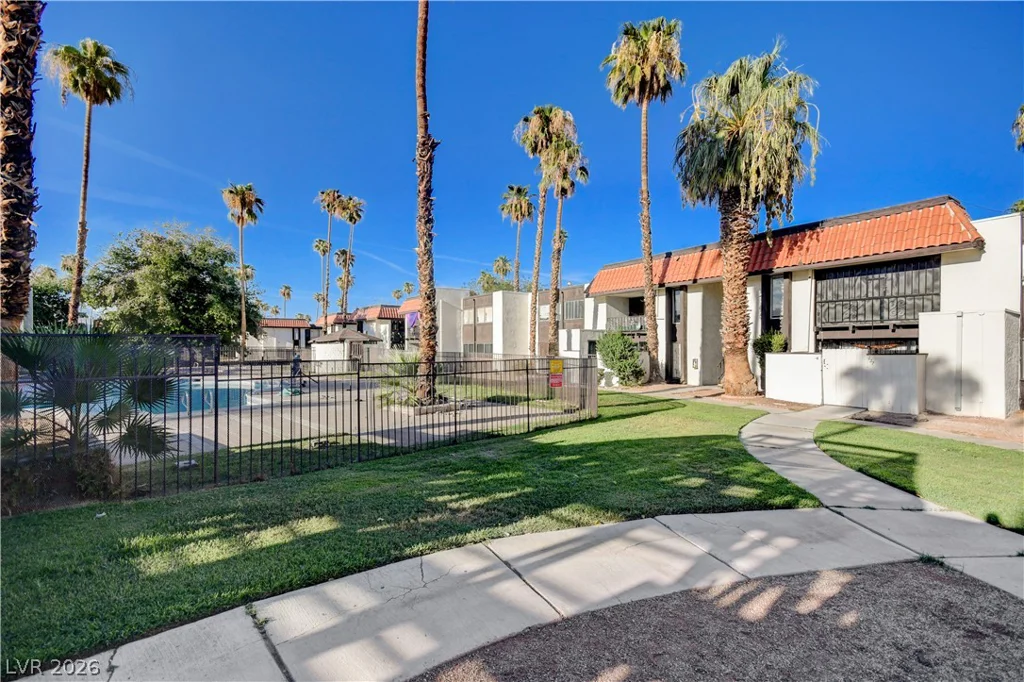 1405 Vegas Valley, Las Vegas, NV 89169