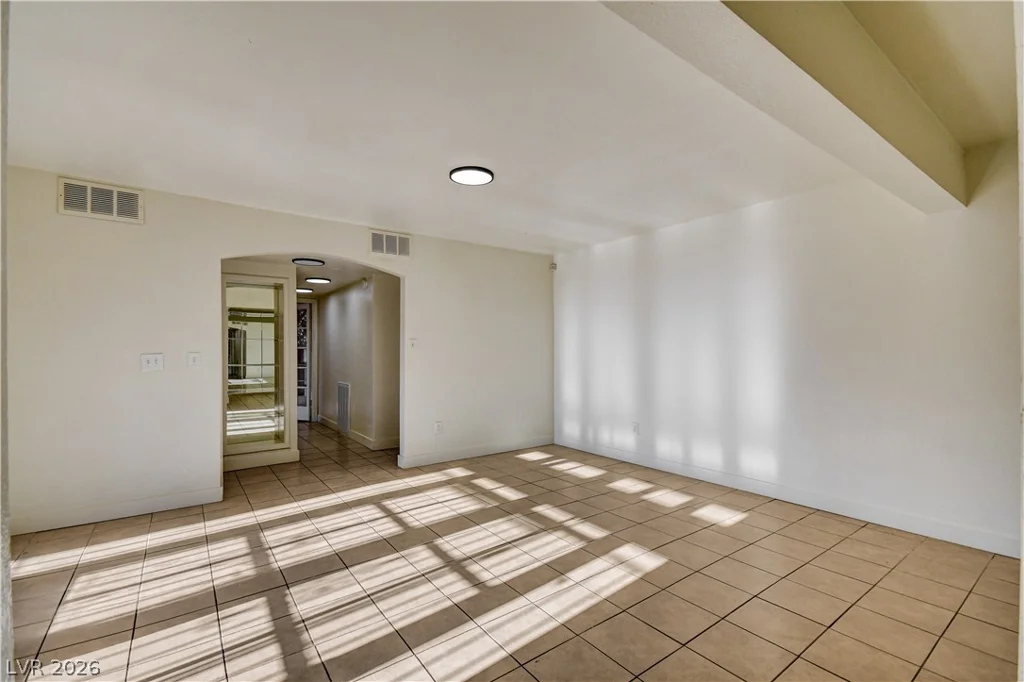 1405 Vegas Valley, Las Vegas, NV 89169