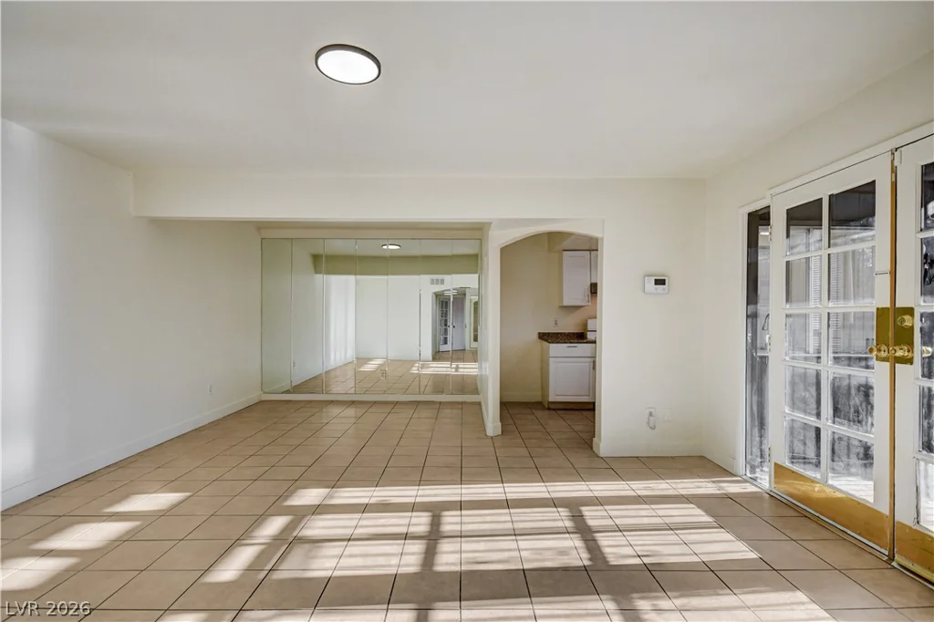 1405 Vegas Valley, Las Vegas, NV 89169