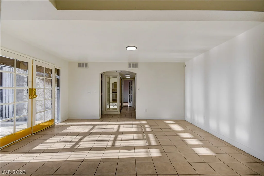 1405 Vegas Valley, Las Vegas, NV 89169