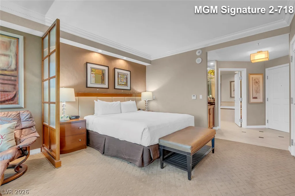 135 Harmon, Las Vegas, NV 89109