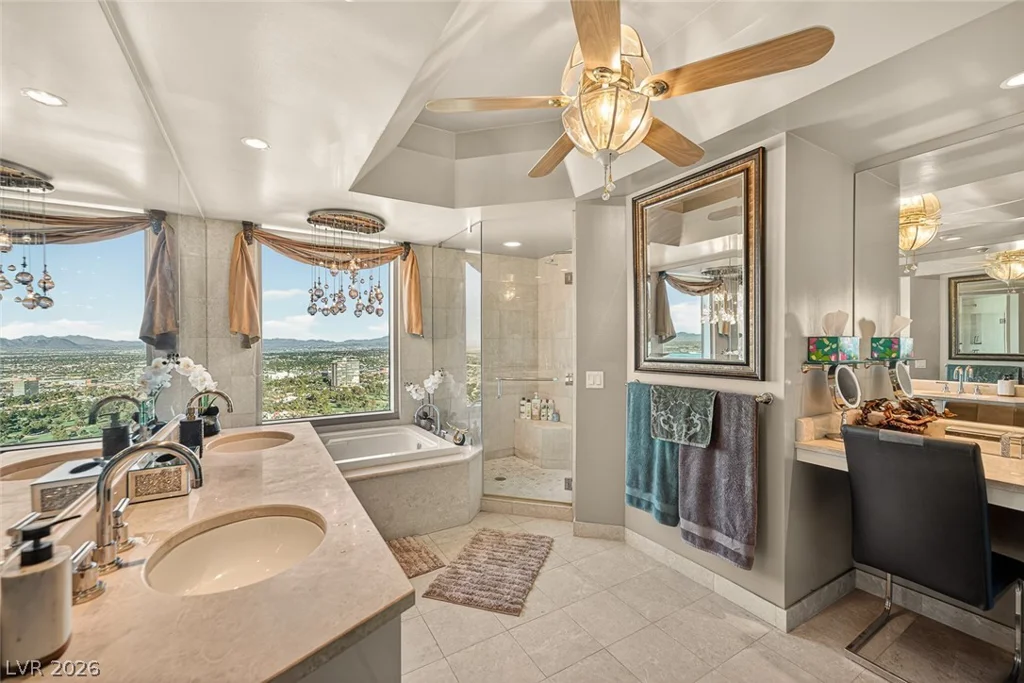 322 Karen, Las Vegas, NV 89109