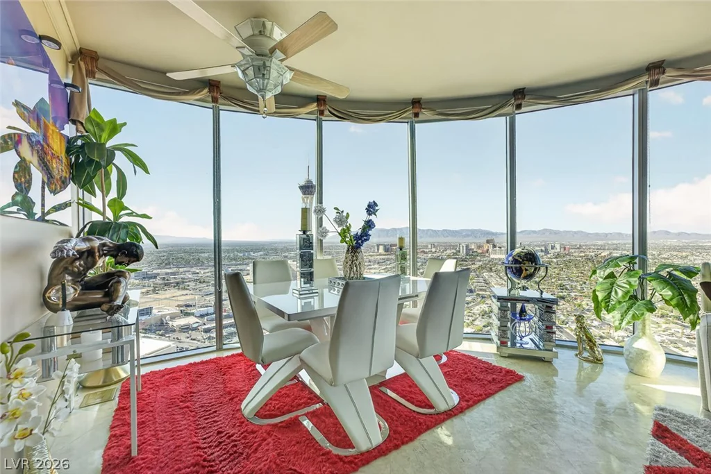 322 Karen, Las Vegas, NV 89109