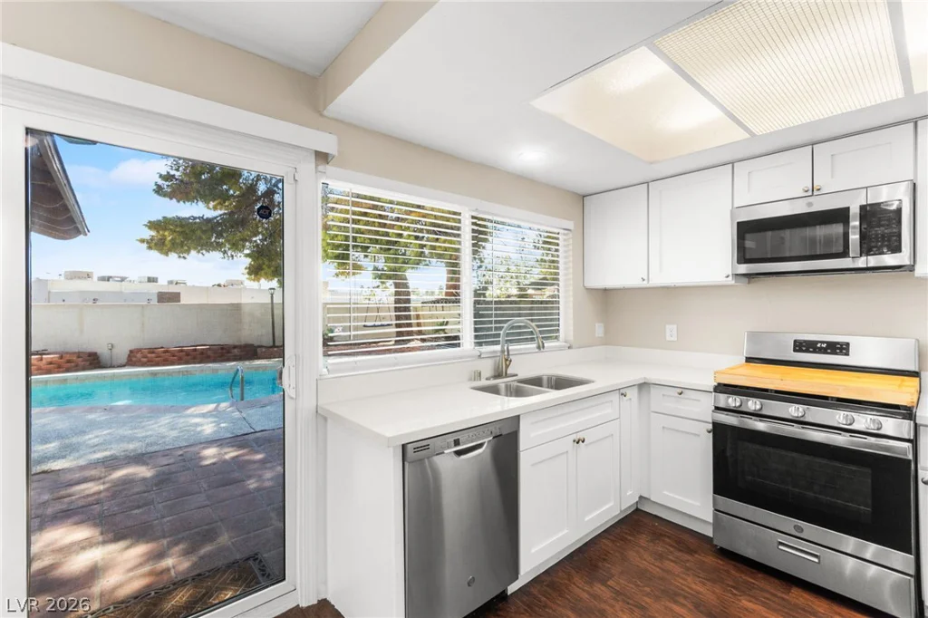2503 Siesta, Las Vegas, NV 89121
