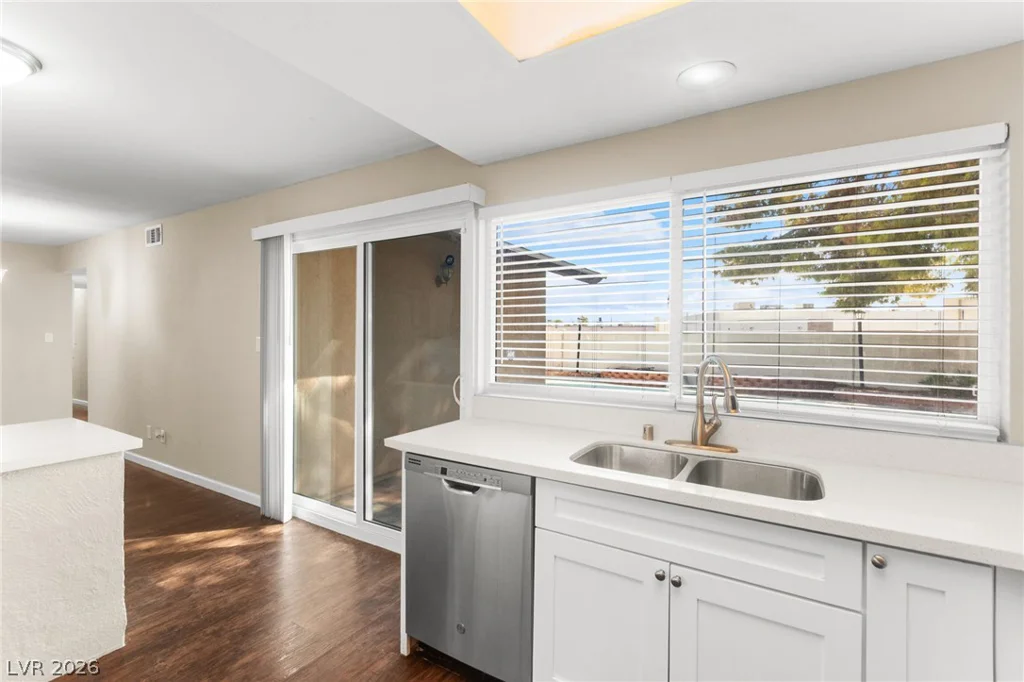 2503 Siesta, Las Vegas, NV 89121
