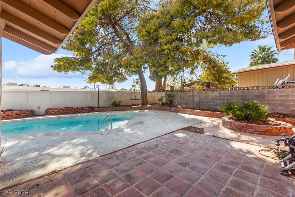 2503 Siesta, Las Vegas, NV 89121