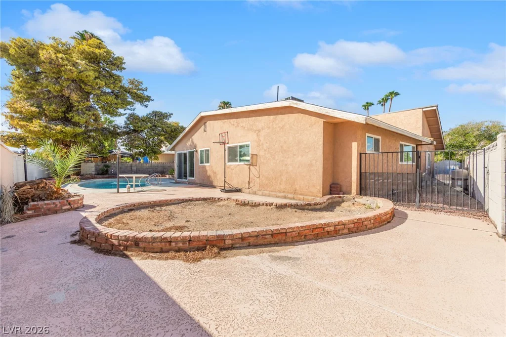 2503 Siesta, Las Vegas, NV 89121