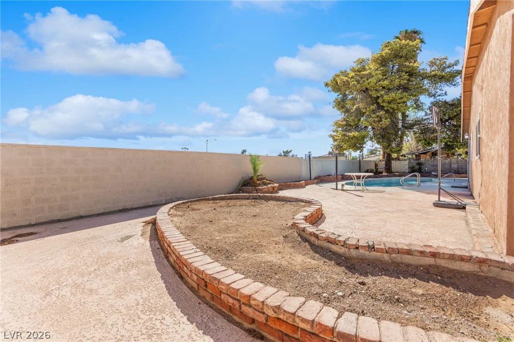 2503 Siesta, Las Vegas, NV 89121