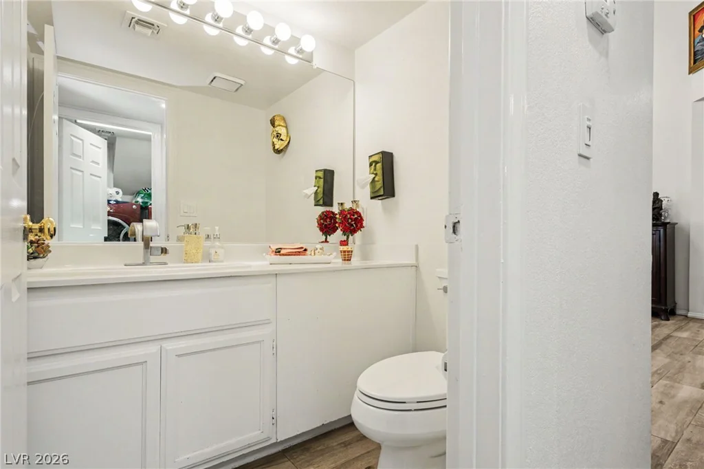 9824 Cactus View, Las Vegas, NV 89117