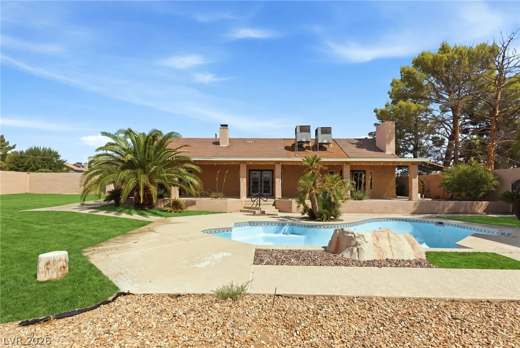 8385 La Madre, Las Vegas, NV 89149