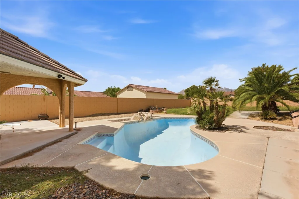 8385 La Madre, Las Vegas, NV 89149
