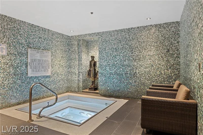 4525 Dean Martin, Las Vegas, NV 89103