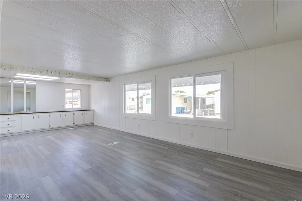 4542 Royal Club, Las Vegas, NV 89103