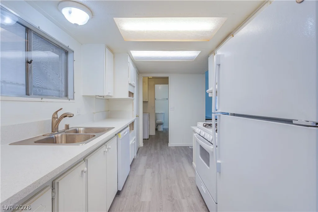 4542 Royal Club, Las Vegas, NV 89103
