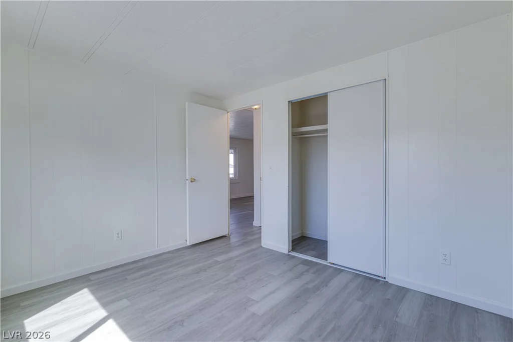 4542 Royal Club, Las Vegas, NV 89103