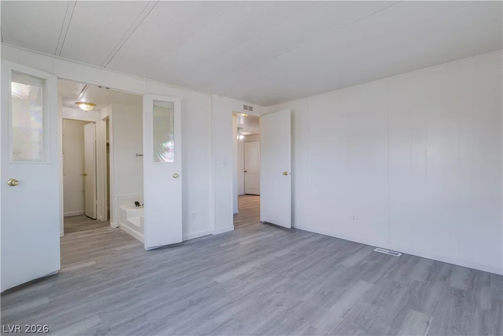 4542 Royal Club, Las Vegas, NV 89103
