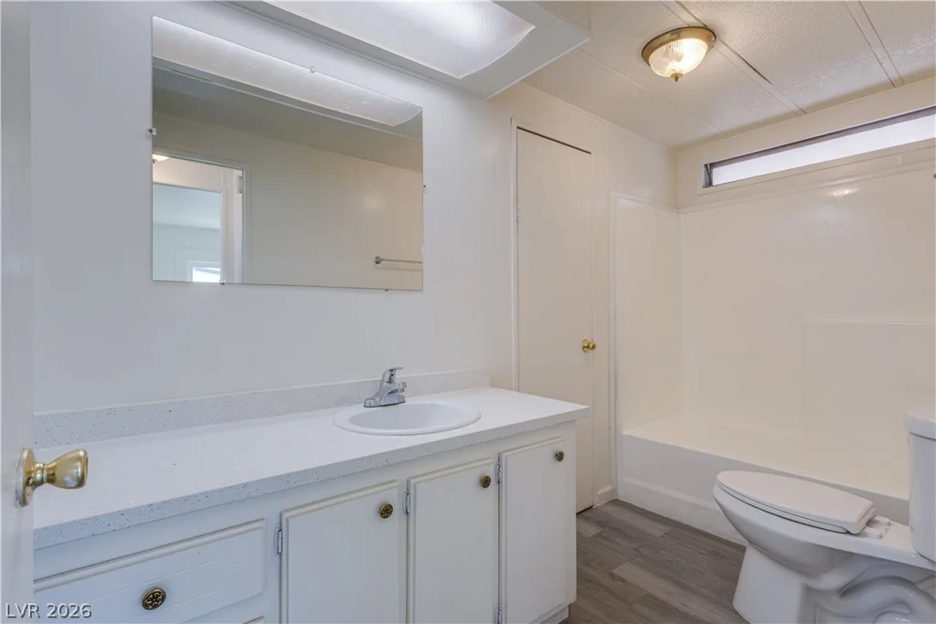 4542 Royal Club, Las Vegas, NV 89103