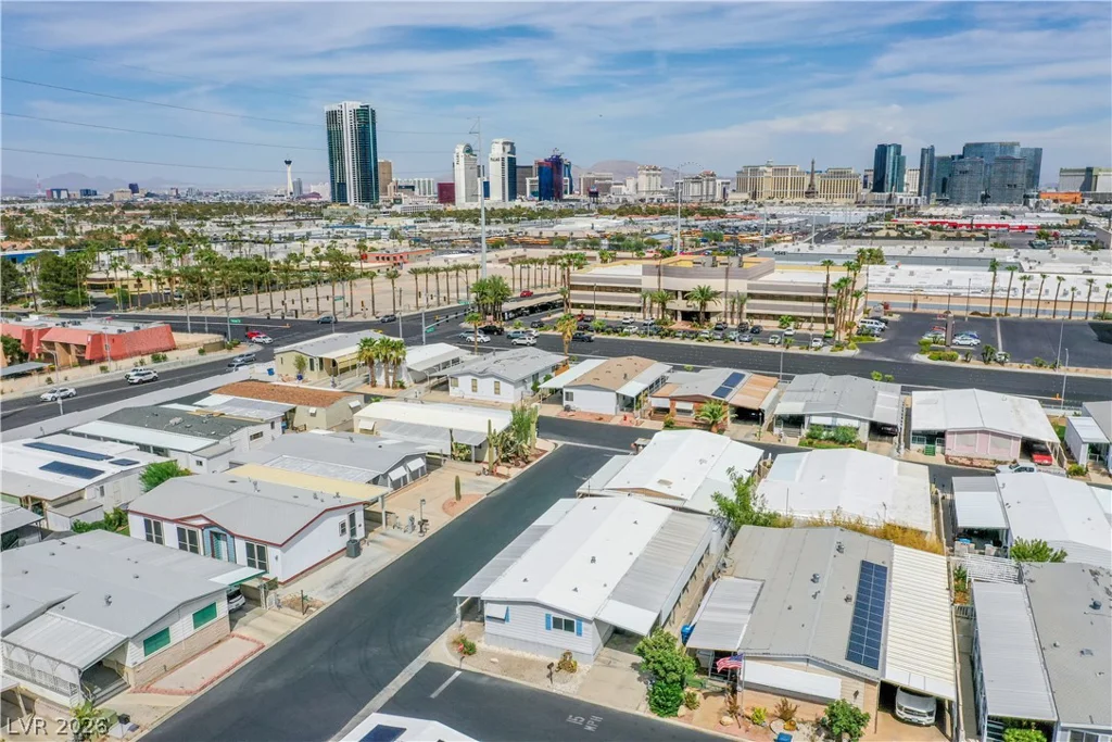 4542 Royal Club, Las Vegas, NV 89103