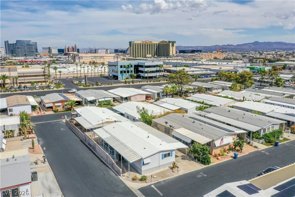 4542 Royal Club, Las Vegas, NV 89103