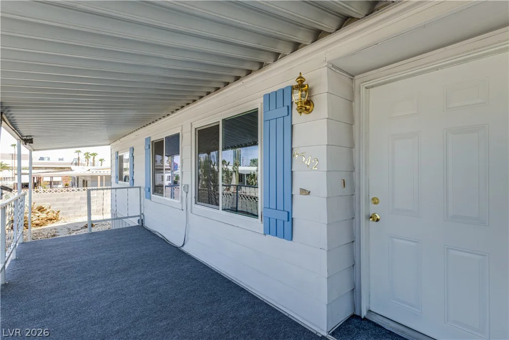 4542 Royal Club, Las Vegas, NV 89103