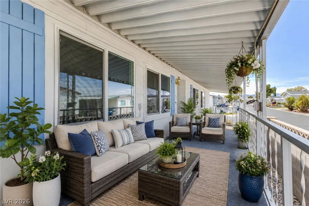 4542 Royal Club, Las Vegas, NV 89103