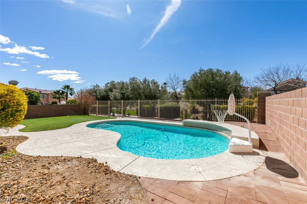 3109 Grass Sparrow, North Las Vegas, NV 89084