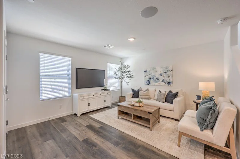 998 Desert Spruce, Las Vegas, NV 89107