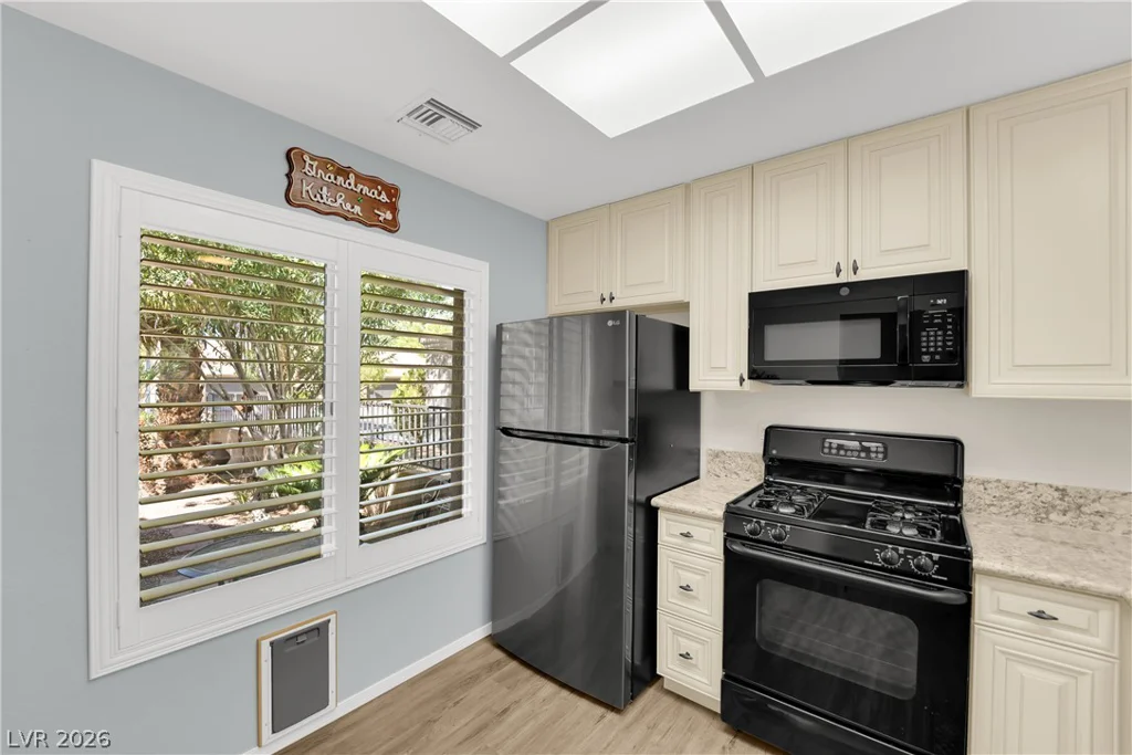 8541 Willowrich, Las Vegas, NV 89134