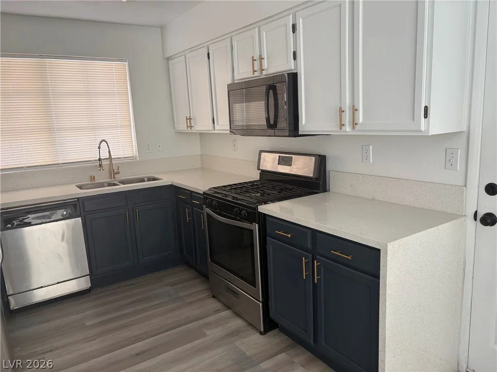 5348 Desert Blossom, Las Vegas, NV 89107