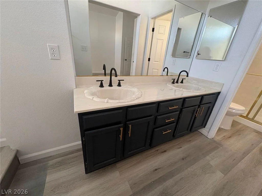 5348 Desert Blossom, Las Vegas, NV 89107