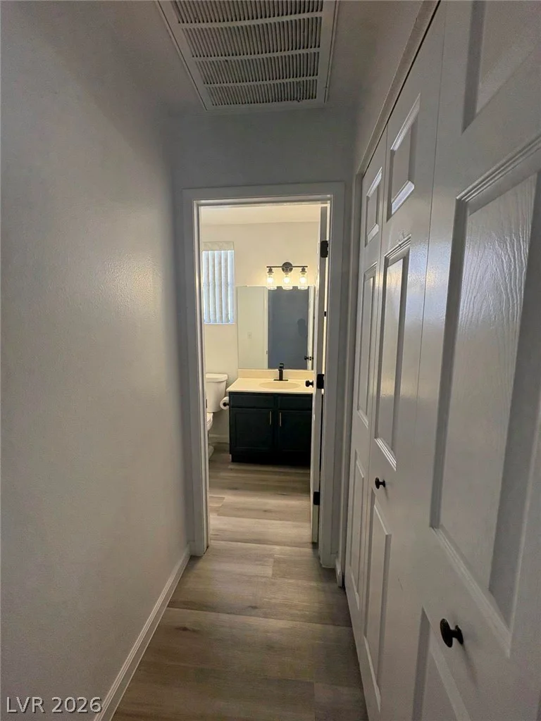 5348 Desert Blossom, Las Vegas, NV 89107