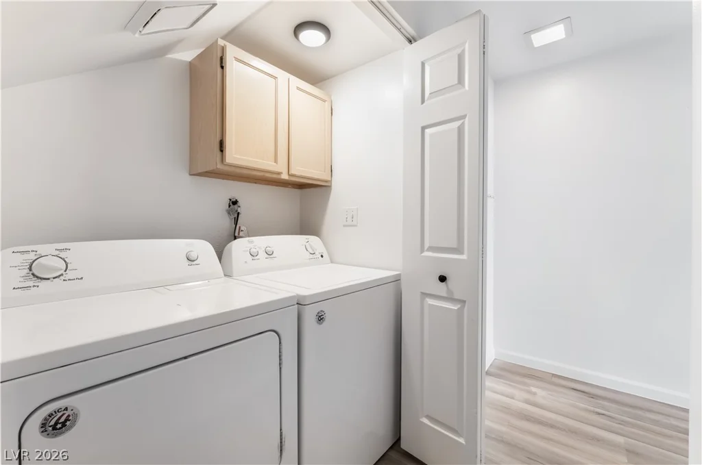 5348 Desert Blossom, Las Vegas, NV 89107
