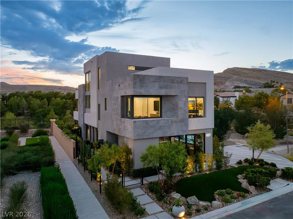 3961 Heron Fairway, Las Vegas, NV 89141