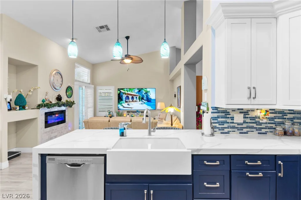 1917 Camino Carlos Rey, North Las Vegas, NV 89031