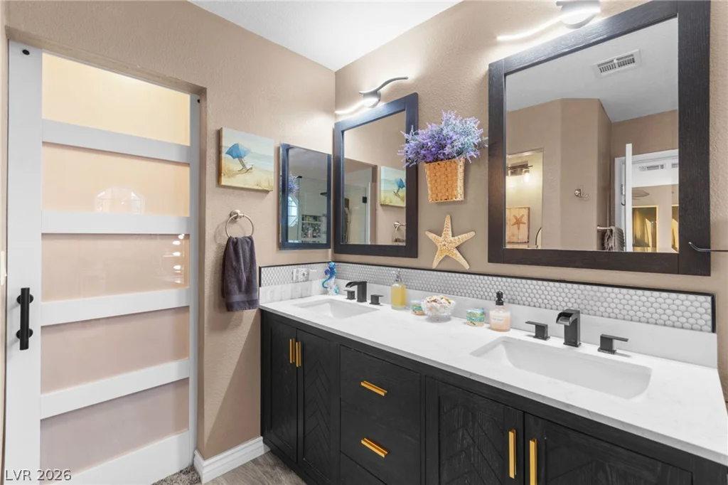 1917 Camino Carlos Rey, North Las Vegas, NV 89031